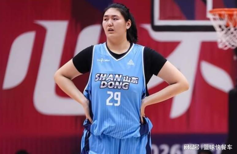 www.星空体育中国篮坛又出现尴尬一幕！女篮球队单节仅1分：还好张子宇没出战？