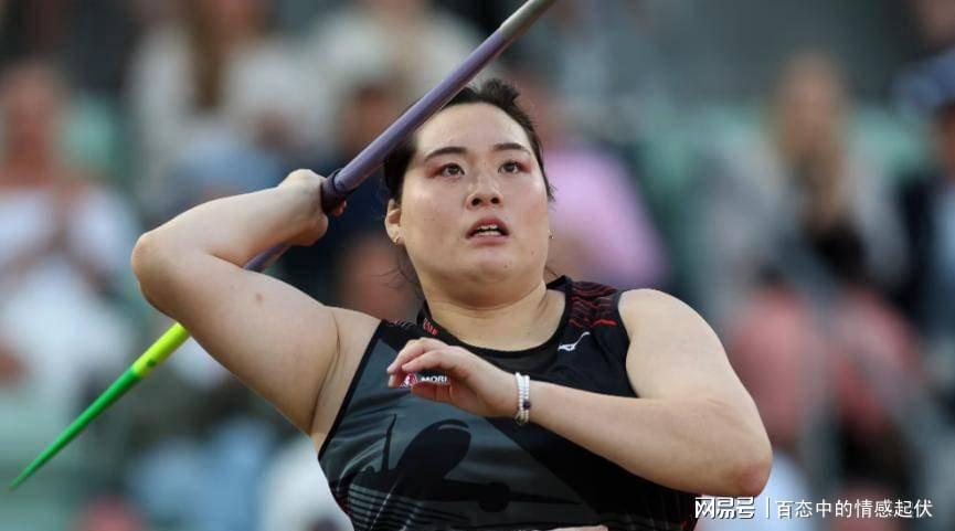 www.星空体育严子怡夺冠后多人喊换掉带她7年的教练，她为何反倒力挺恩师？