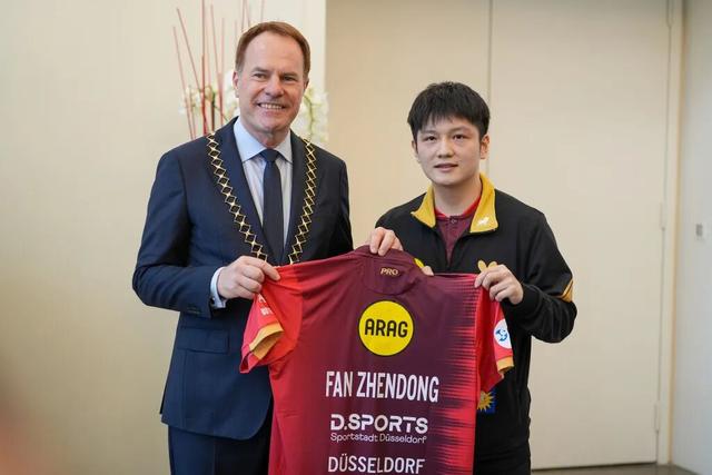 www.星空体育樊振东，正式亮相杜塞尔多夫