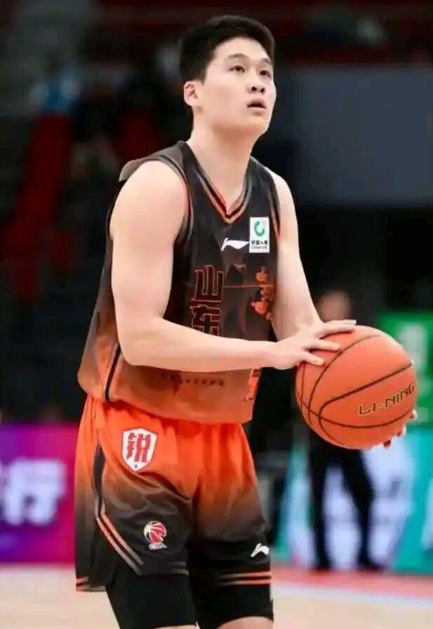 www.星空体育CBA没有温床,机会要靠自己抢